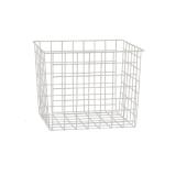 Wire baskets for laundry carts