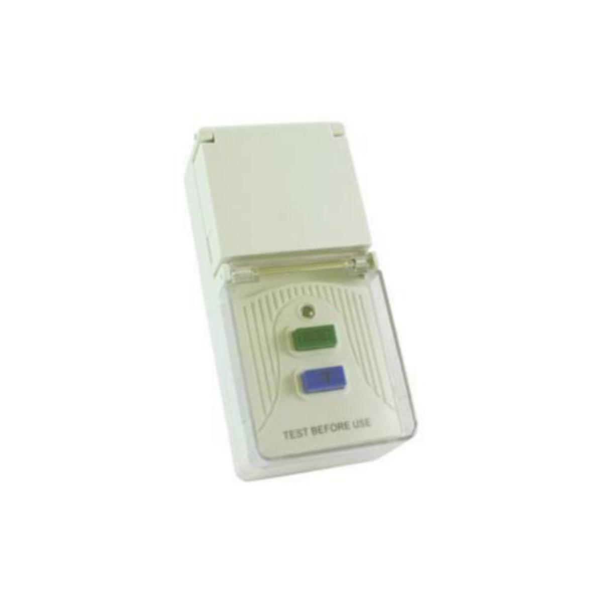 Jordfelsbryatre IP44 30mA - JORDFELSBRYTARE RCD-4G IP44